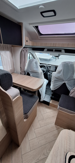 Les photos du Chausson S697 sport line