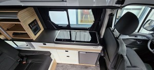 Les photos du pilote campervan CV505BC EVIDENCE