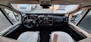 Les photos du Pilote P 690D EVIDENCE